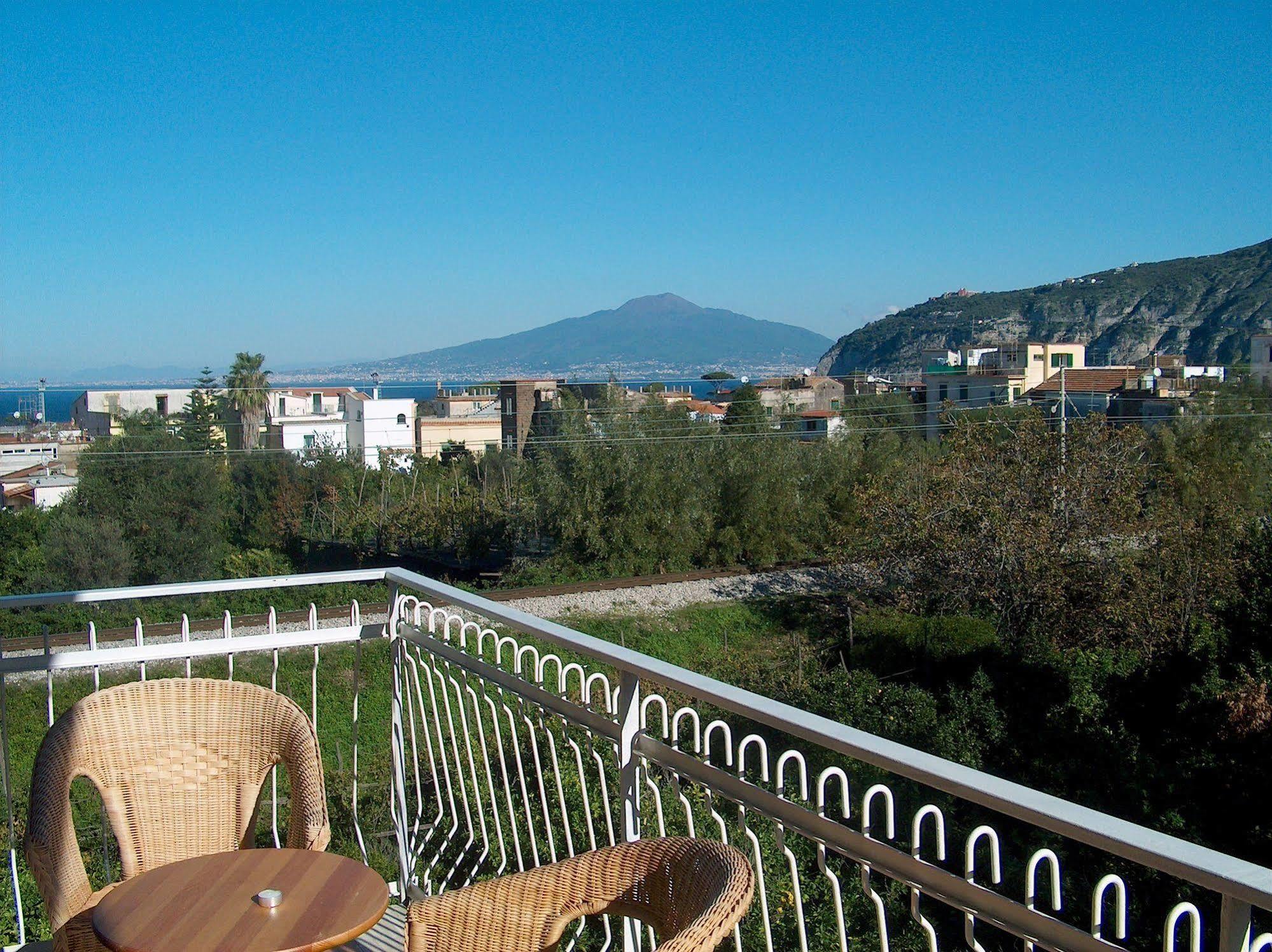 B&B Casa Vienna Sant'Agnello Bagian luar foto
