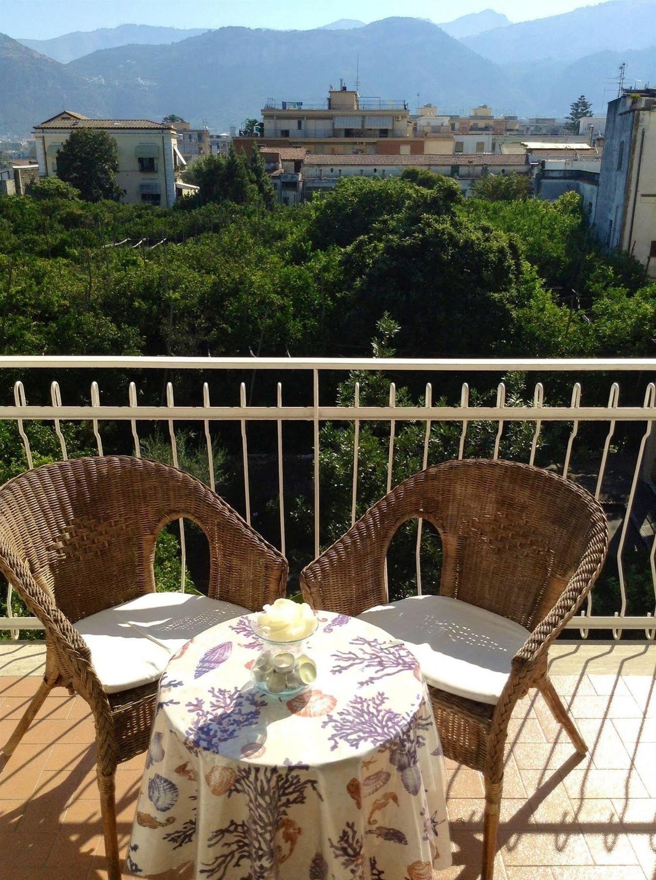 B&B Casa Vienna Sant'Agnello Bagian luar foto